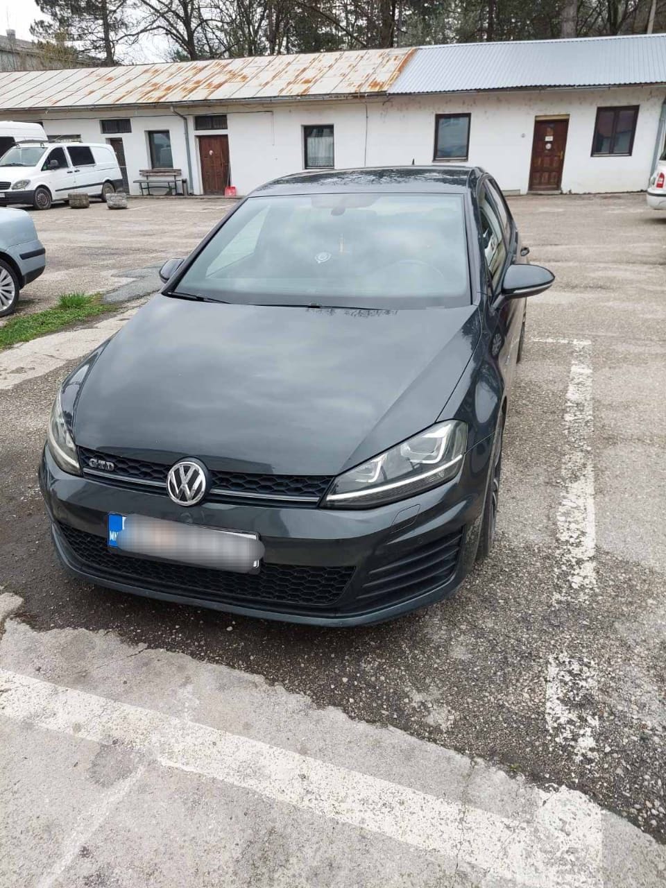 Oduzeti automobil (Foto: Uprava policije)
