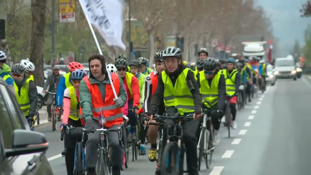 „Evropa je dugo spavala“: Studenti biciklisti (Foto: N1)
