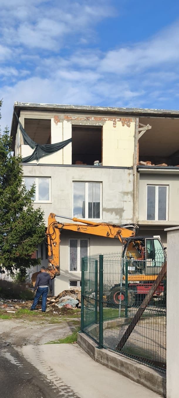 Nekegalna grad nja Dobričanin