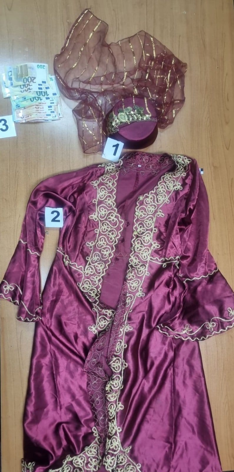 Oduzeta nošnja (Foto: Uprava policije)