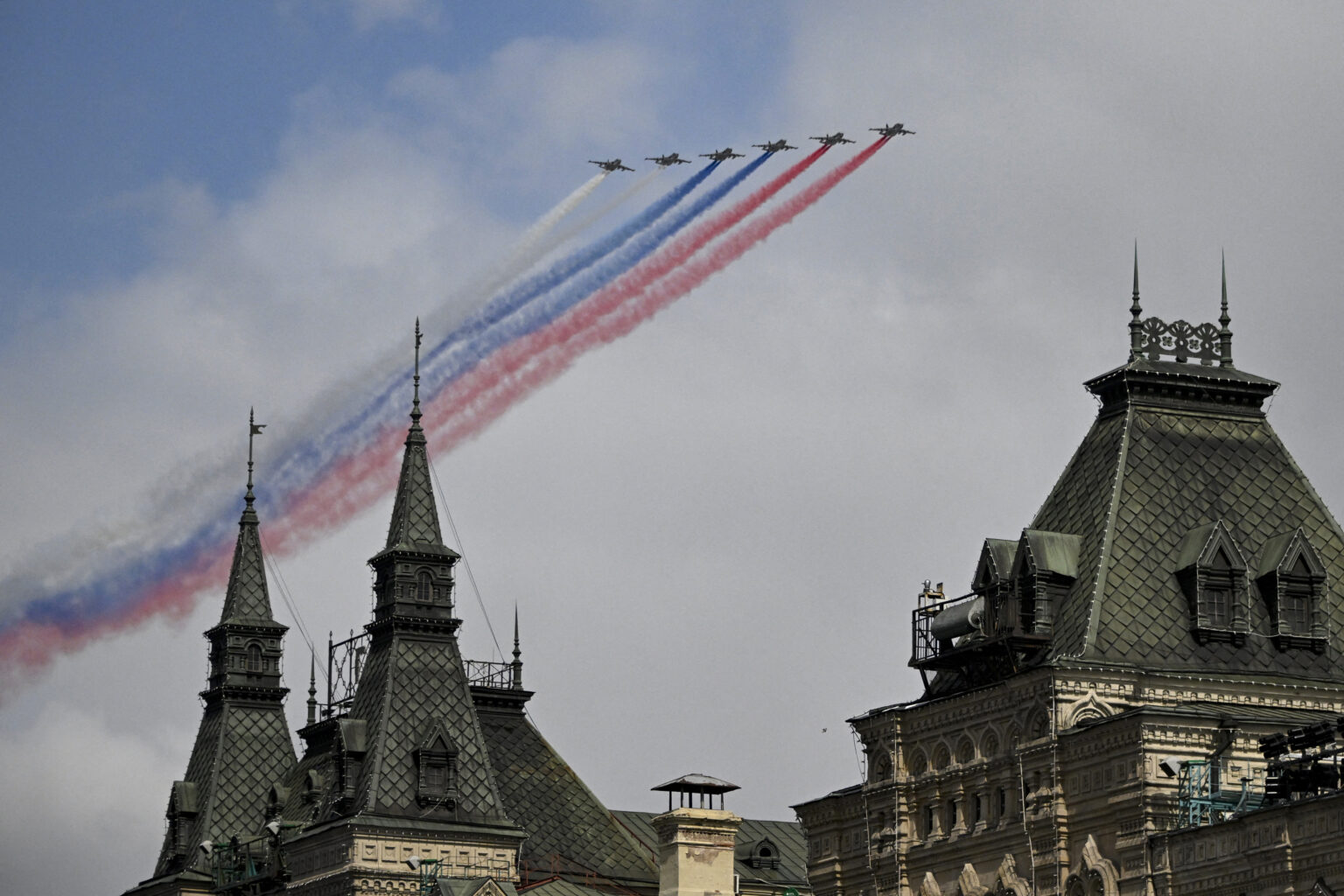 Nebo u bojama trobojke 