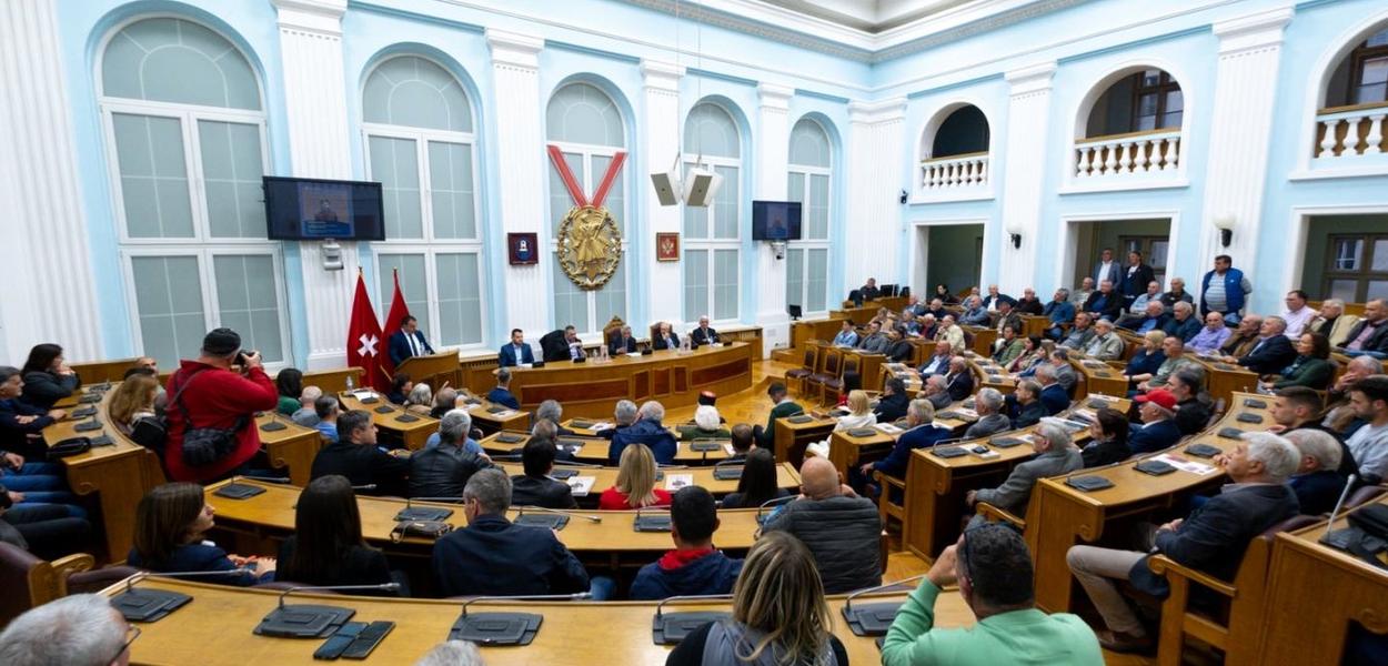 Sa promocije u parlamentu Prijestonice Cetinje (Foto: Prijestonica Cetinje)