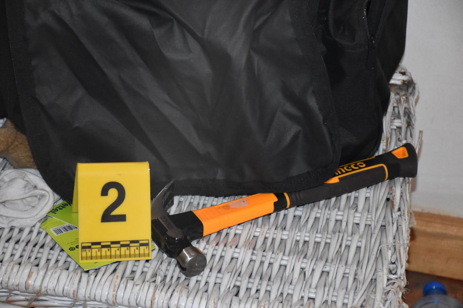 Predmeti pronađeni u stanu