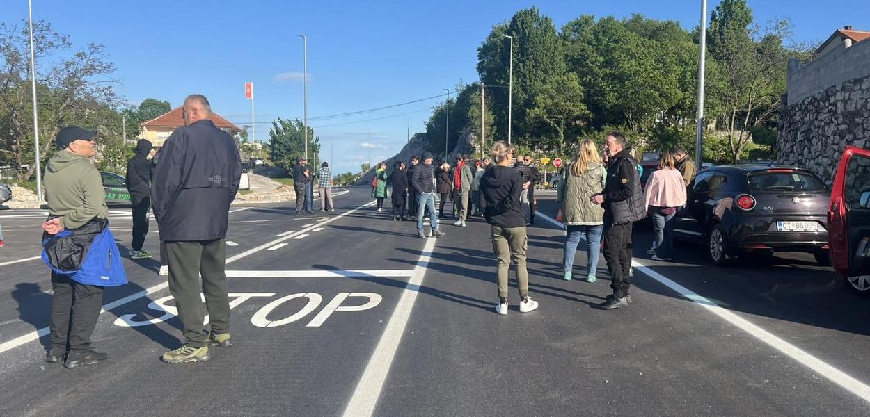 Sa blokade na Kruševom ždrijelu (Foto: Portal ETV)