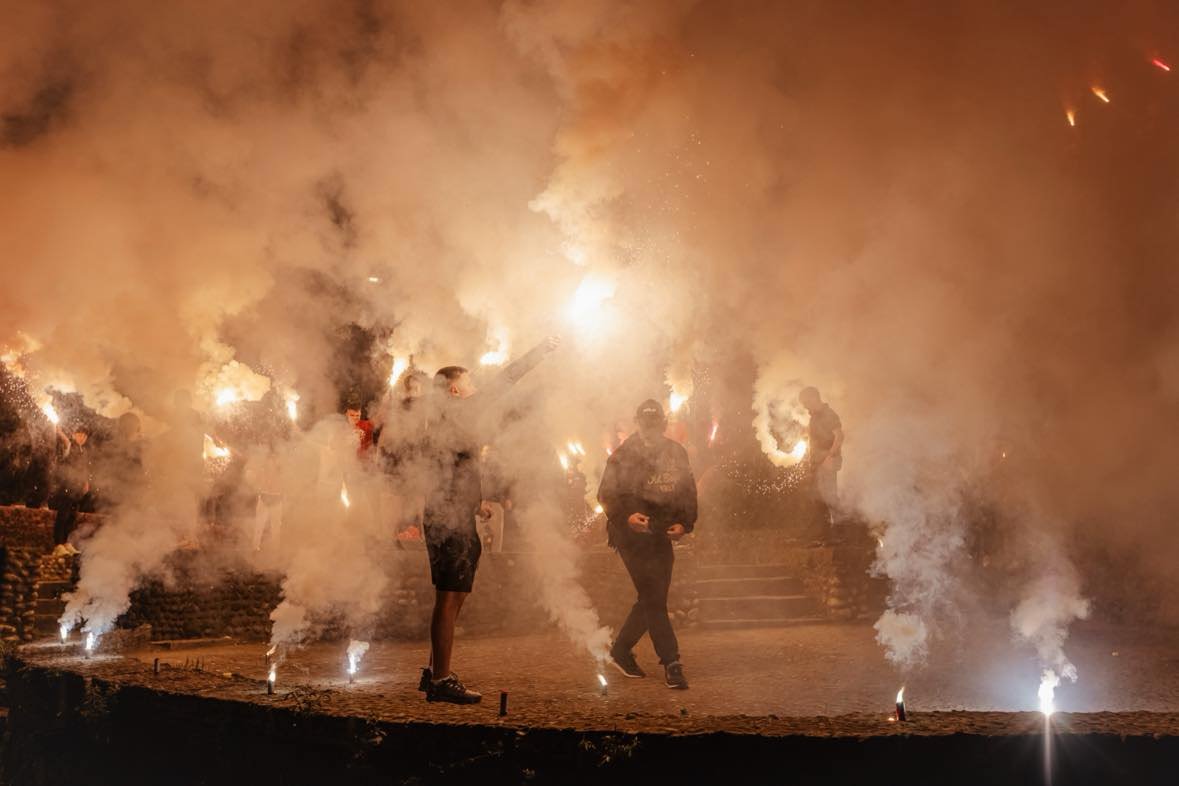 Bakljada na Skalinama povodom Dana nezavisnosti