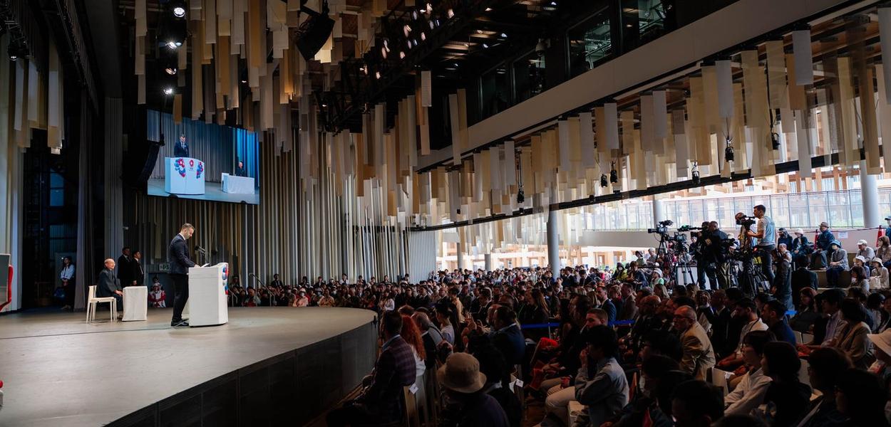 Spajić u Japanu (Foto: Vlada Crne Gore)