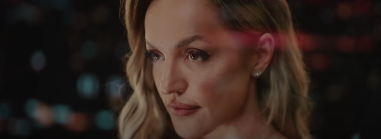 Kadar iz spota "Zovi me kad ti se plače" (Foto: Tijana Bogićević/Jutjub)