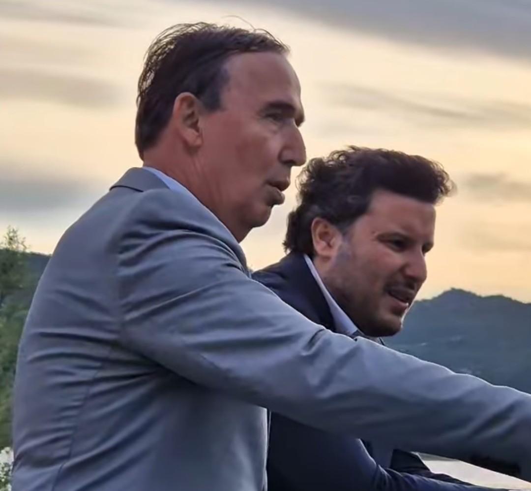 Predsjednik Odbora direktora Regionalnog vodovoda Zoran Lakušić prije nekoliko dana ugostio bivšeg premijera Dritana Abazovića (Foto: UGC)