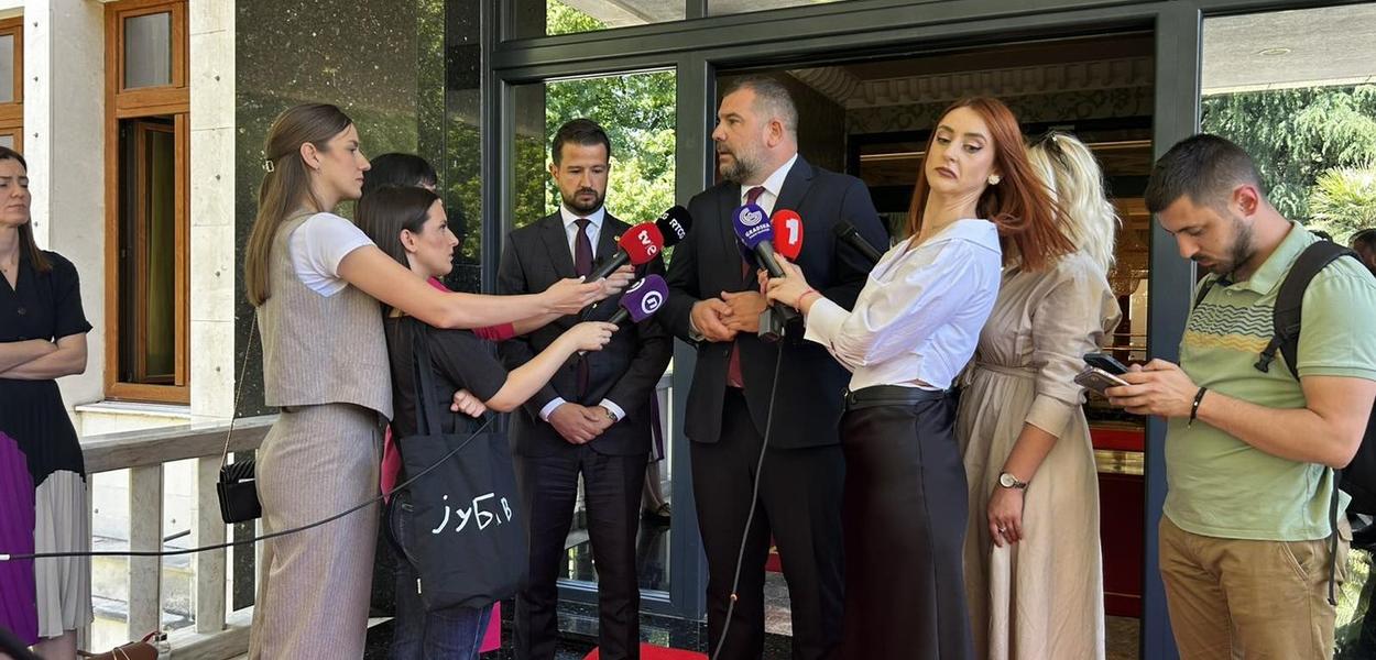 Milatović i Krapović nakon sjednice Savjeta za bezbjednost i odbranu (Foto: Portal ETV/Duško Mihailović)