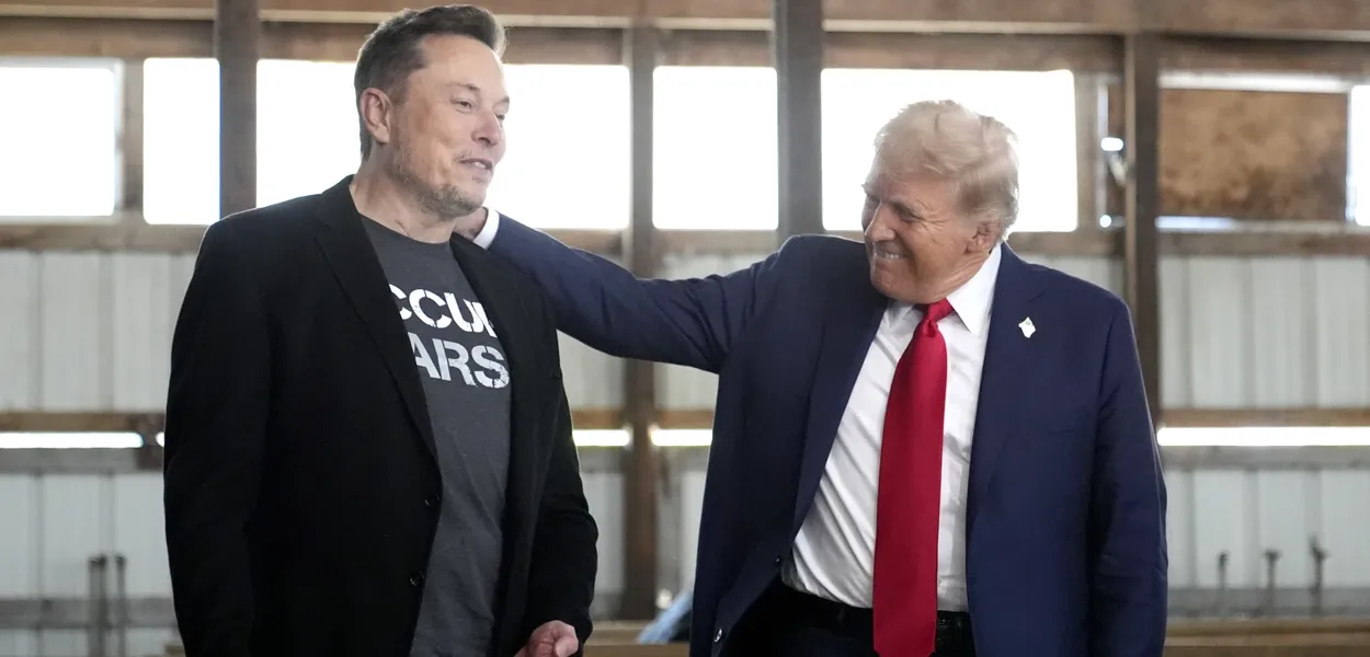 Vrijeme ljubavi: Tramp i Mask na predizbornom skupu na sajmu „Butler Farm Show“, 5. oktobra 2024. godine u Batleru, Pensilvanija (Foto: AP)