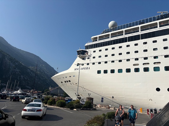 Kruzer “MSC Opera” (Foto: Radio Kotor)