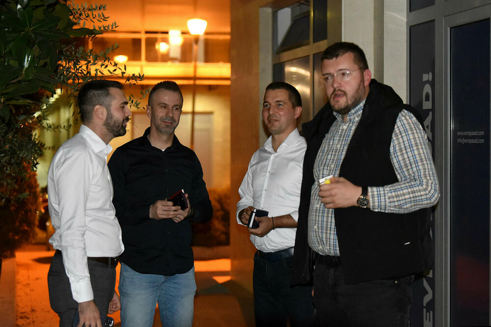 ŠTO SE DESILO KOD DEMOKRATA, OSTAJE KOD DEMOKRATA: Bogdanović, Bečić, Koprivica...