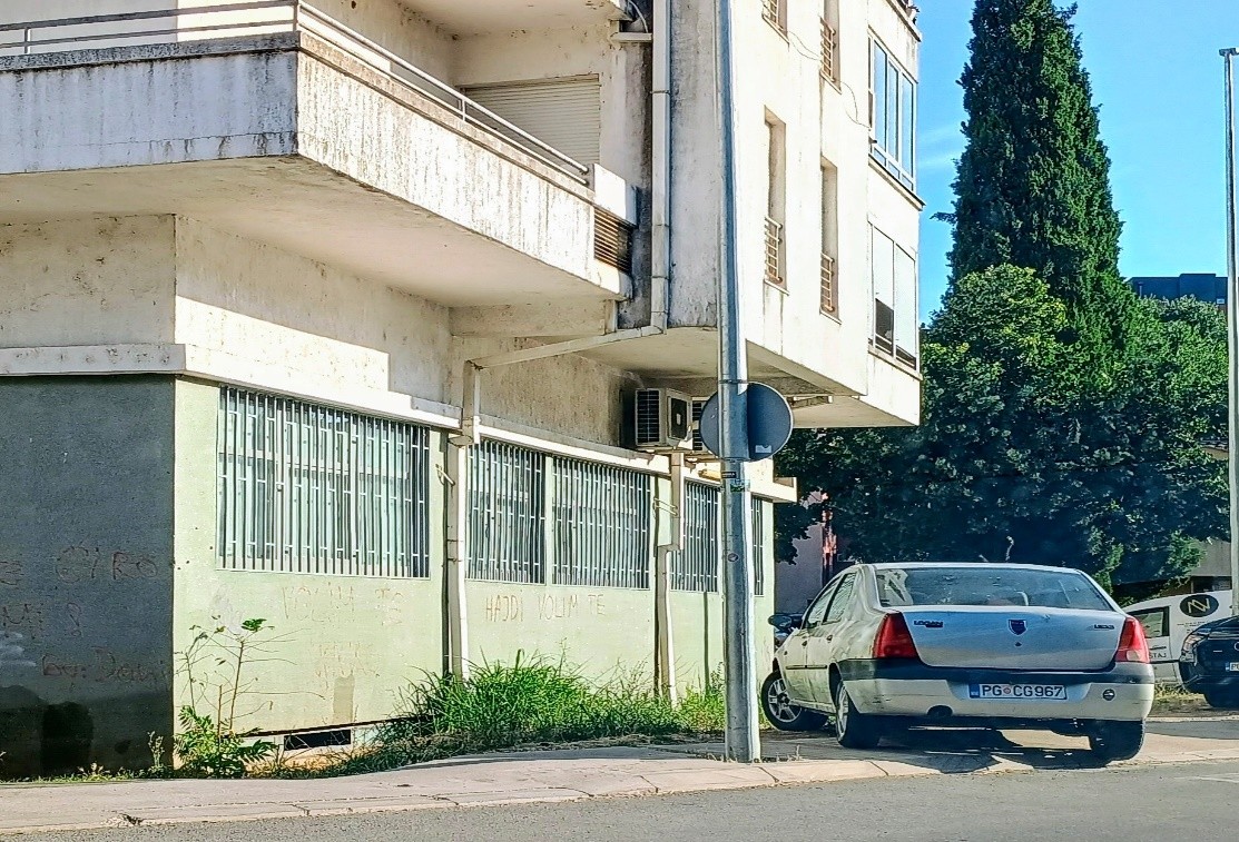 Službeno vozilo MPNI (Foto: Ministarstvo prosvjete, nauke i inovacija)