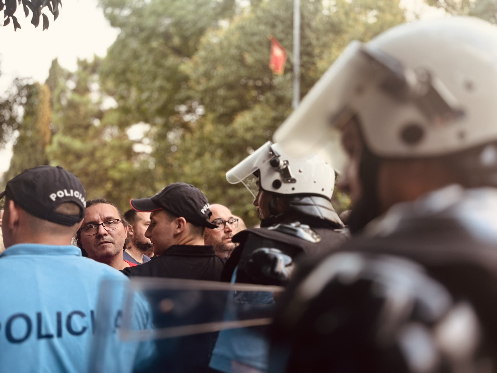 Aleksandar Radoman na protestu