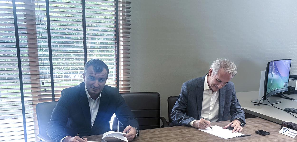 Sa potpisivanja ugovora (Foto: Monteput)