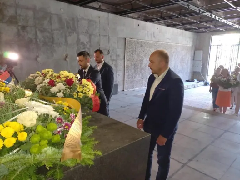 polaganje vijenaca u pljevljima