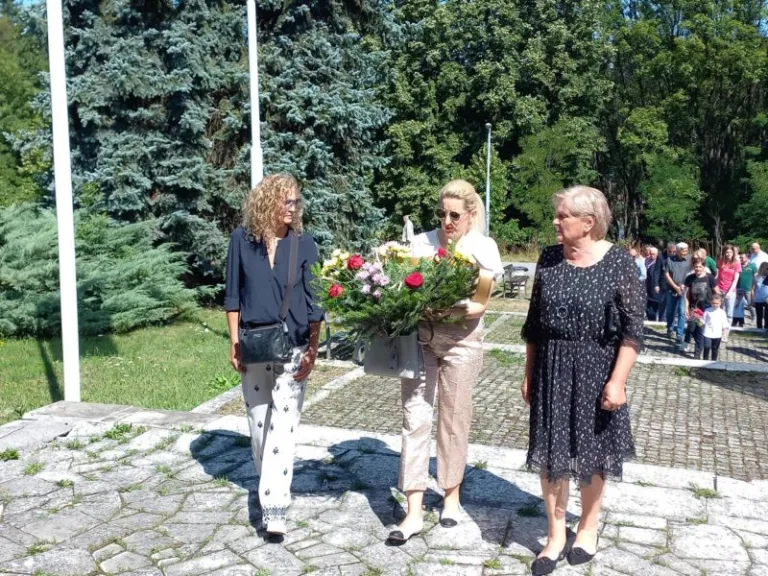 polaganje vijenaca u pljevljima