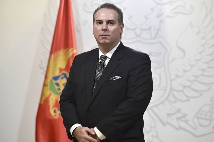 JAVNO PRELETAČ, TAJNO CRKVENI ČOVJEK DO KRAJA: Filip Ivanović, potpredsjednik Vlade 