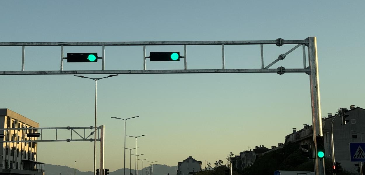 Proradili semafori na novom bulevaru (Foto: Portal ETV)