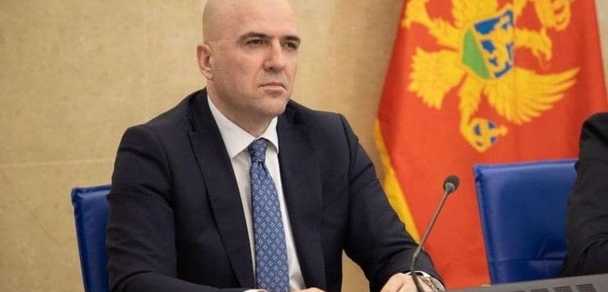 „PRVI PIK“ PREMIJERA: Mirsad Nurković (Foto: Skupština CG)