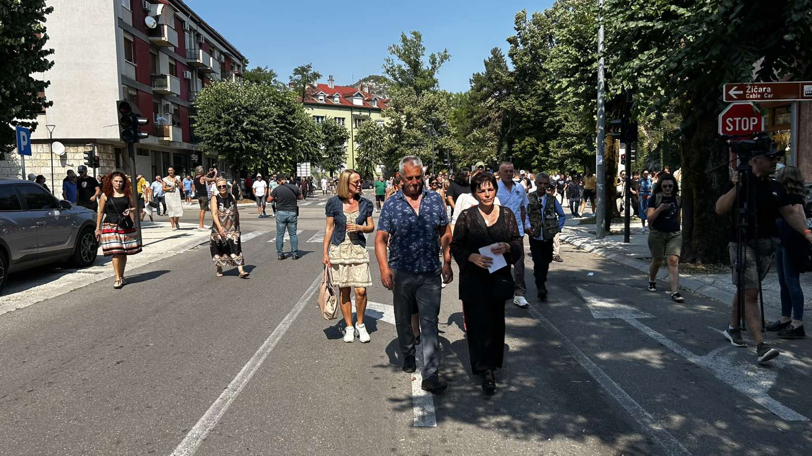 Sa okupljanja na Cetinju