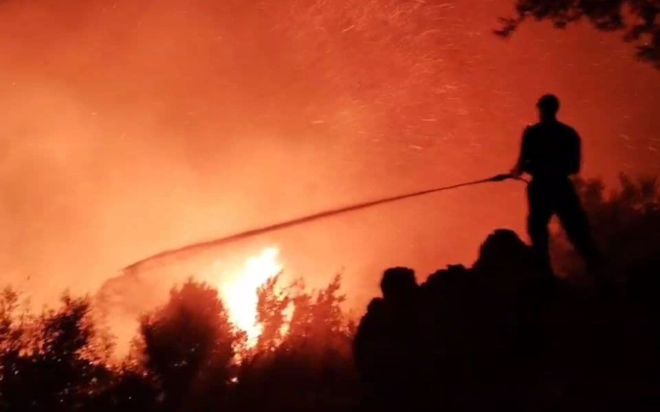 Požar u Piperima (Foto: Pobjeda)