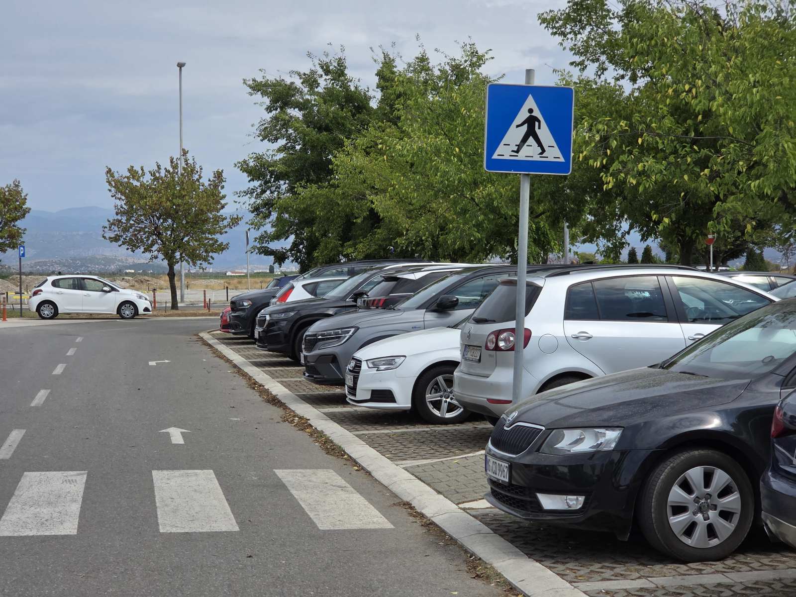 parking na Aerodromu Podgorica