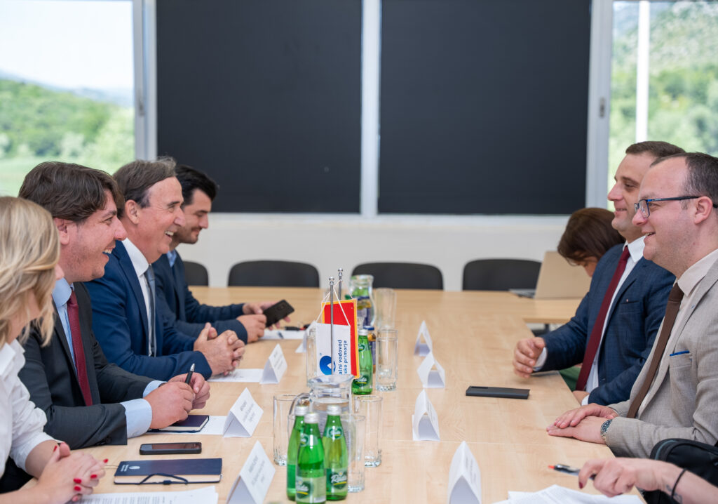 Ministar Ćulafić u posjeti Regionalnom vodovodu