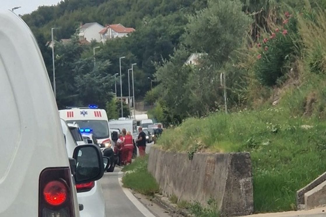 Sa mjesta udesa (Foto: CG patrola)