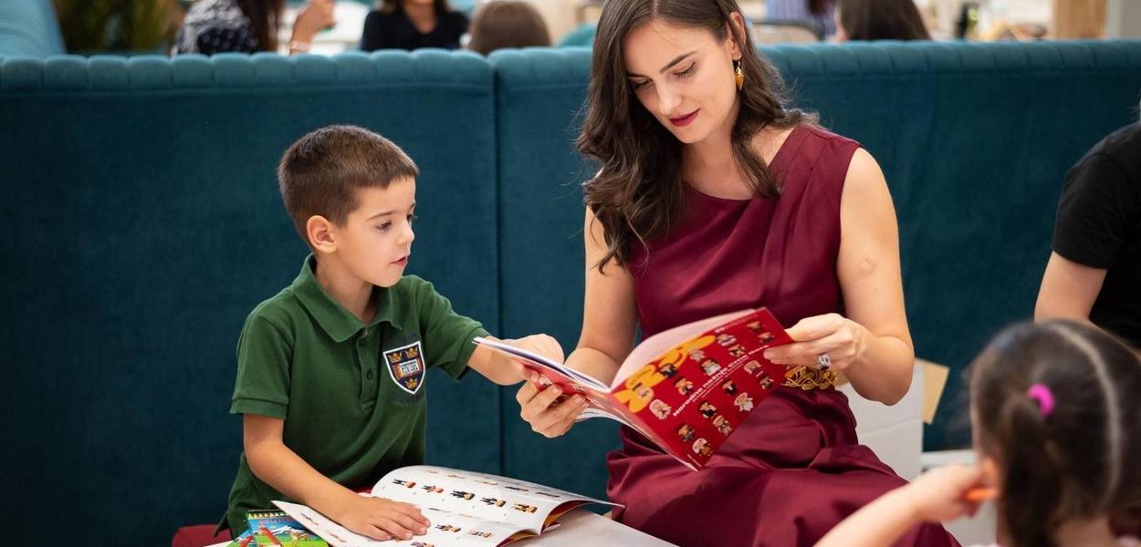 Milena Milatović na predstavljanju edukativne bojanke „Narodne nošnje Crne Gore“ (Foto: Kabinet predsjednika Crne Gore )