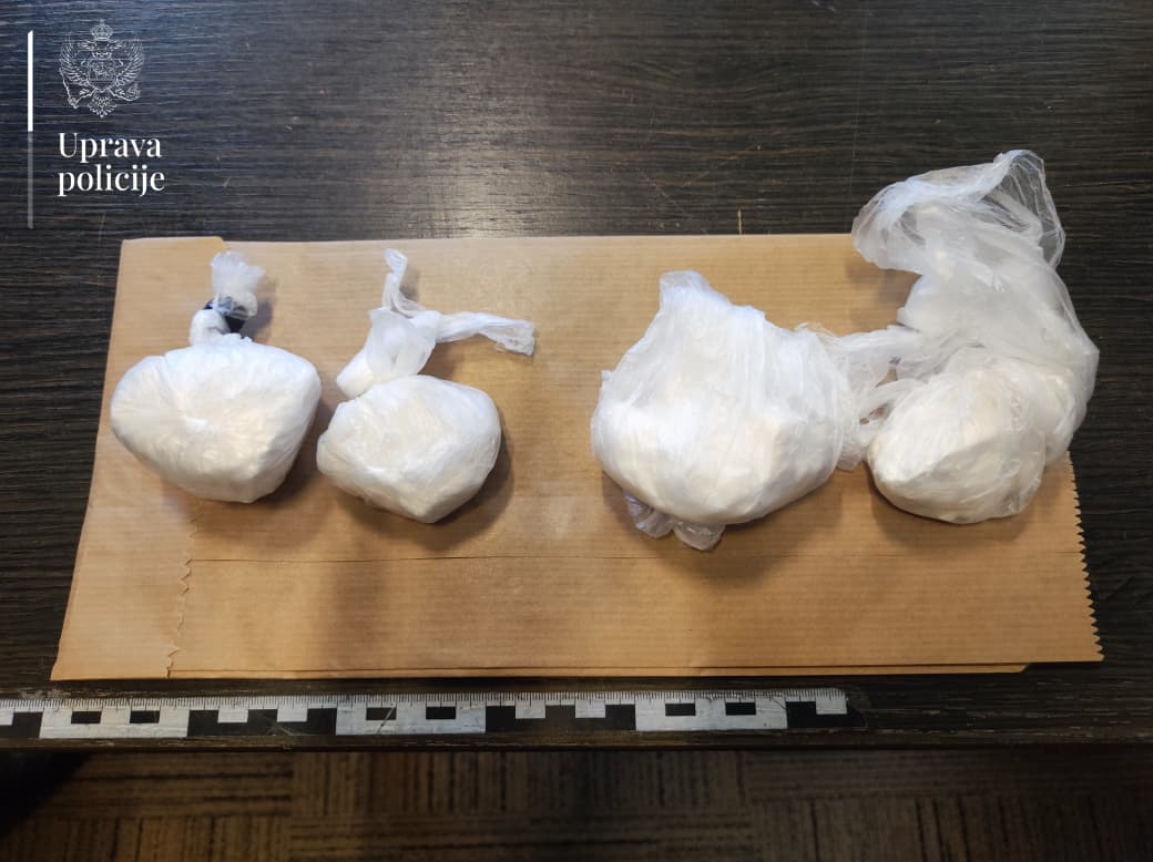 Pronađeni kokain (Foto: Uprava policije)