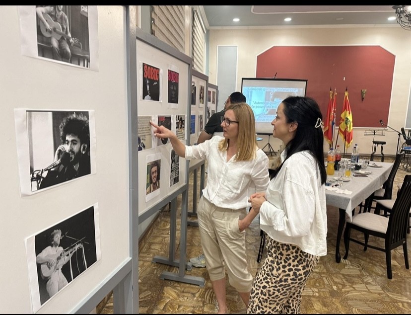 Veče posvećeno Miladinu Šobiću u Lovćencu (Foto: Udruženje građana „Lovćenac MNE“)