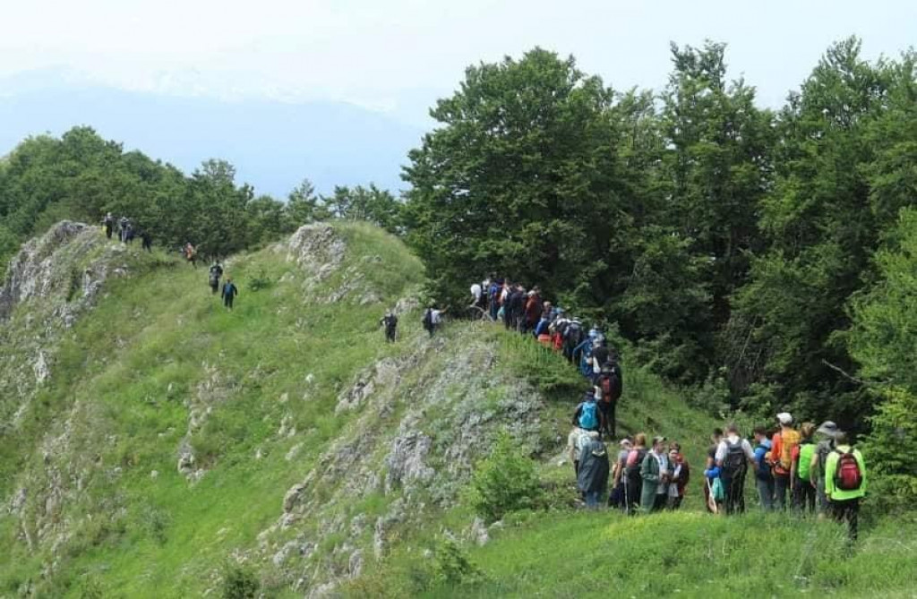 Sve više planinara na Prokletijama (Foto: Darko Jovović, Dan)