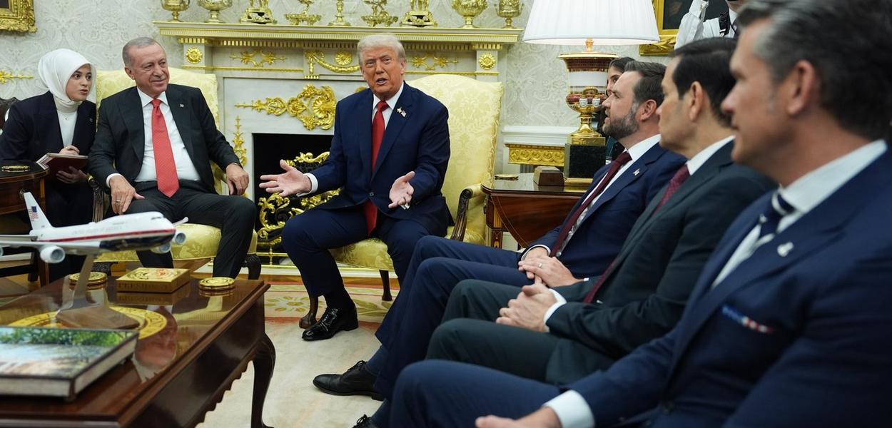 Erdogan i Tramp u Ovalnom kabinetu, 25. septembar (Foto: AP/Evan Vucci)