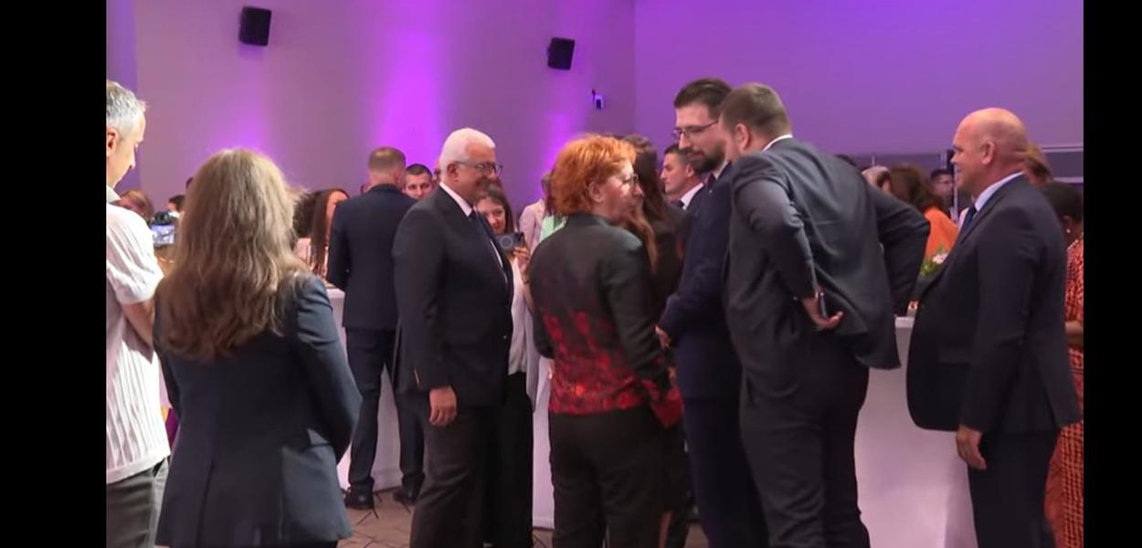 Spajić nije došao na svečanost Andrije Mandića i Zdenke Popović (Foto: Screenshot)