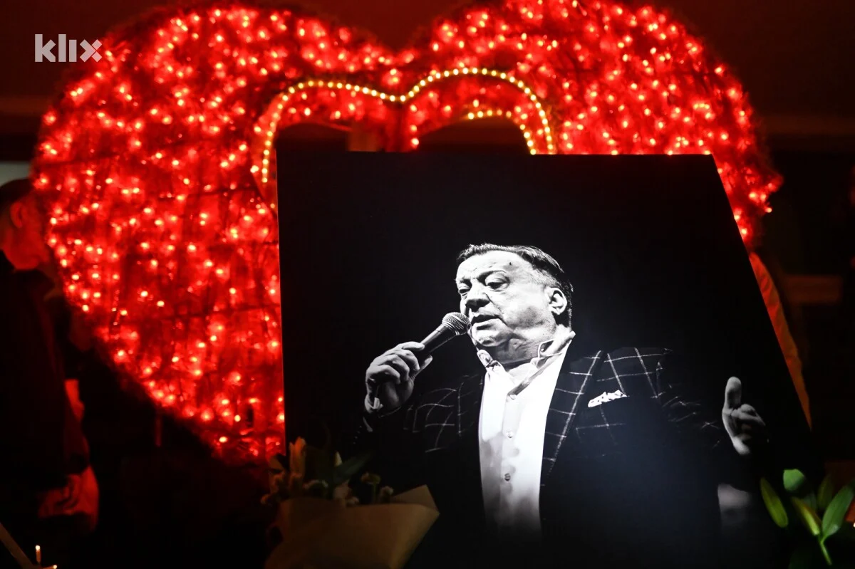 Sarajevo se oprašta od Halida Bešlića