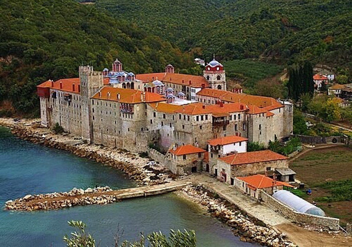 Svetogorski Esfigmen, manastir osnovan u 10-11. vijeku.