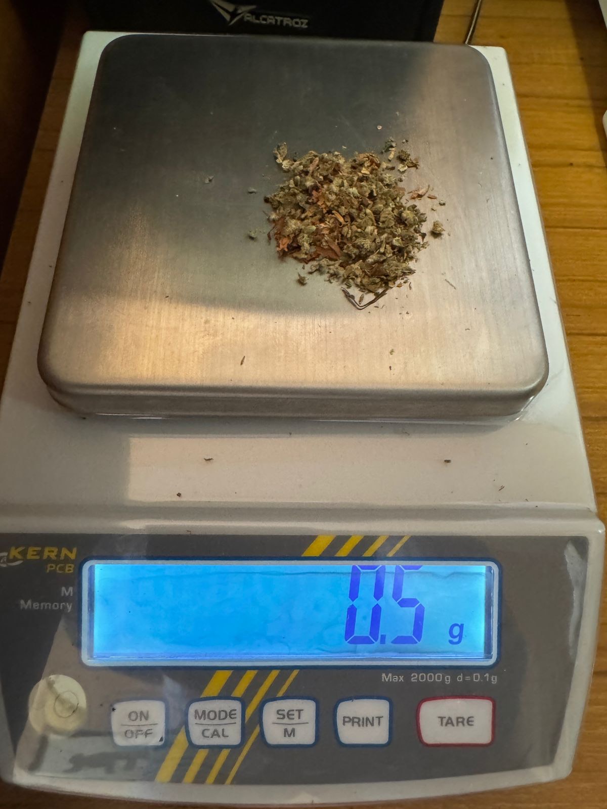 pronađena droga i oružje