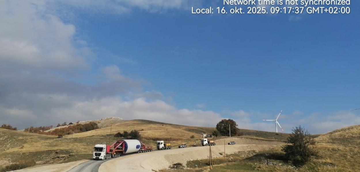 Počelo dopremanje prvih djelova vjetrogeneratora na gradilište Vjetropark Gvozd  (Foto: Portal ETV)