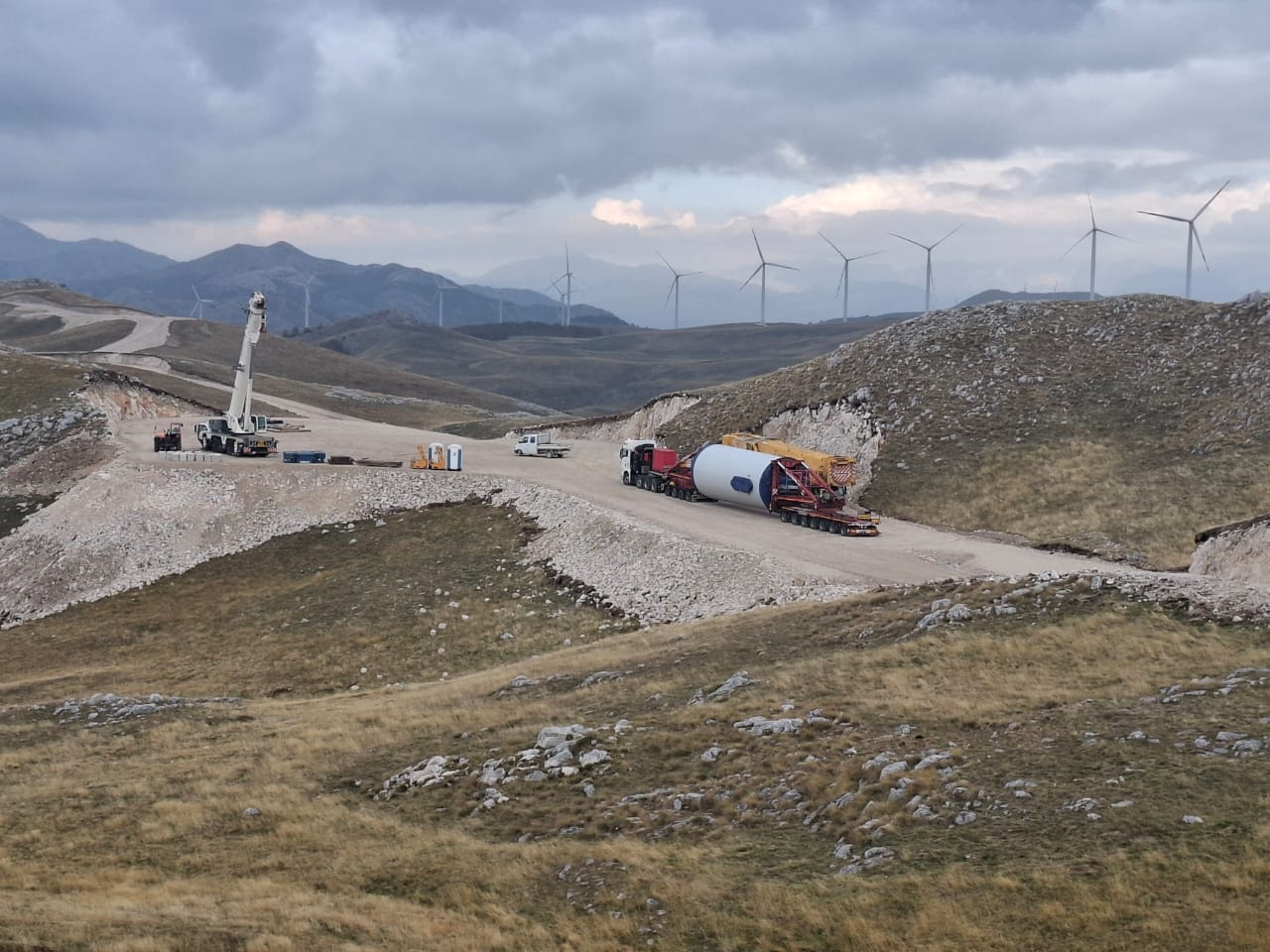 Počelo dopremanje prvih djelova vjetrogeneratora na gradilište Vjetropark Gvozd 