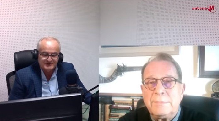 UBJEDLJIVO SVJEDOČENJE: Darko Šuković i Boško Jakšić u ,,Drugačijoj radio vezi" Antene M