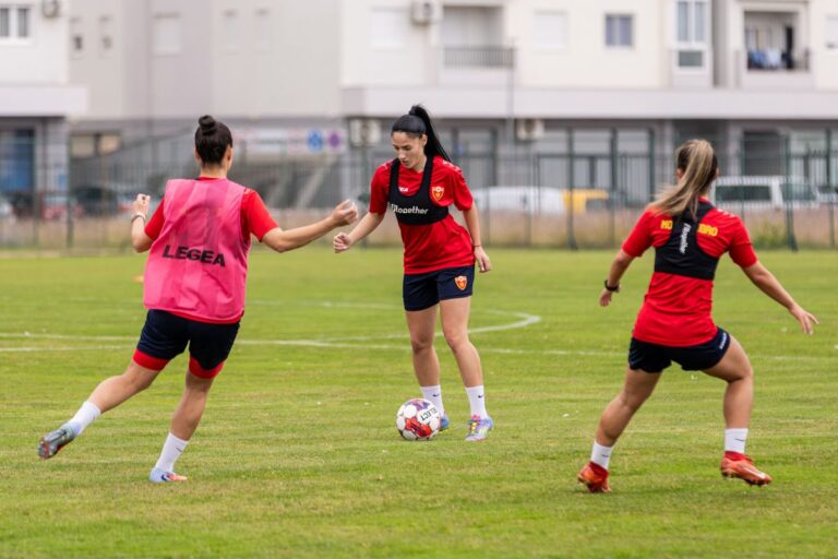 Ženska fudbalska reprezentacija Crne Gore