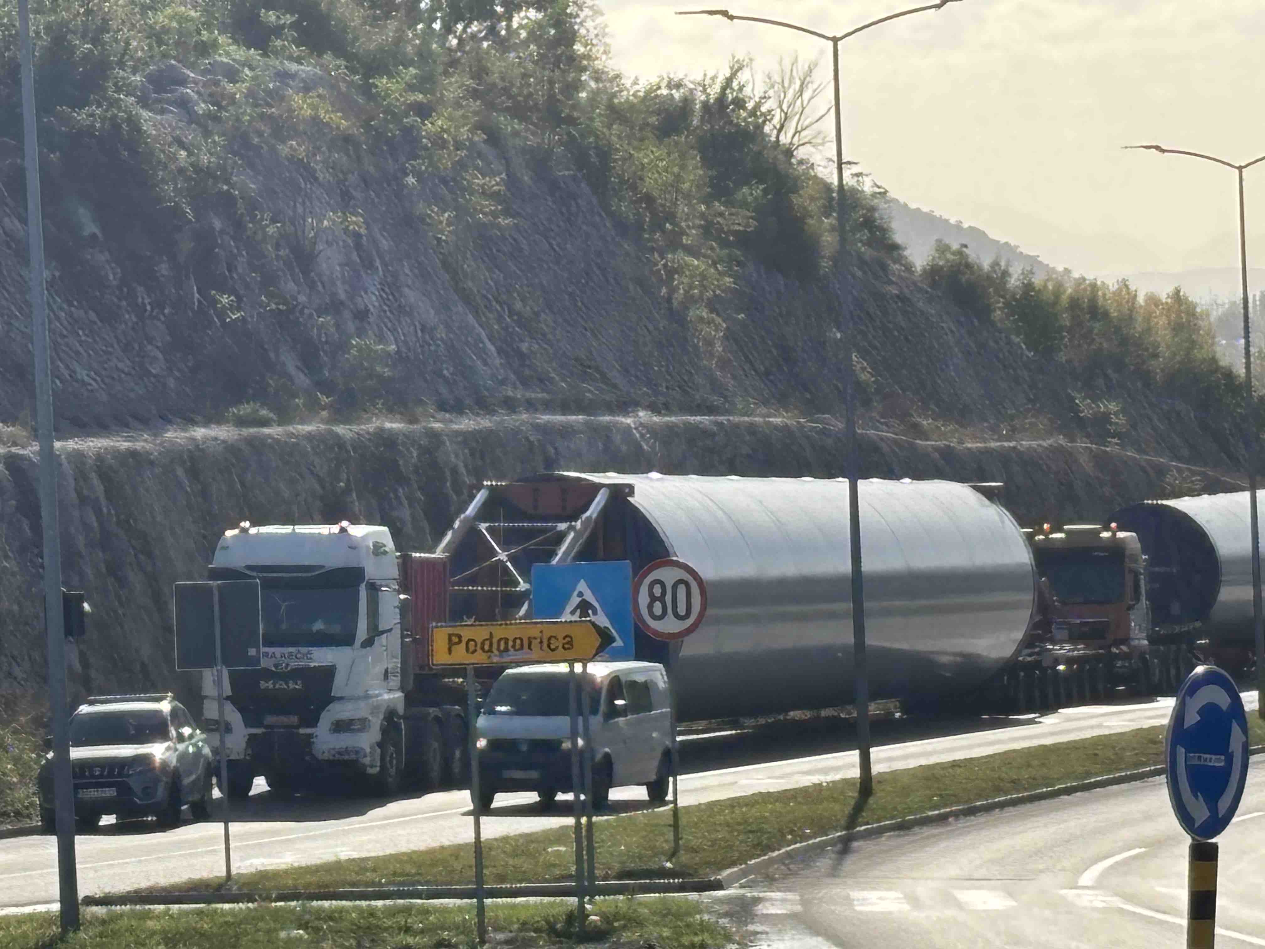 Turbine na putu Podgorica - Danilovgrad