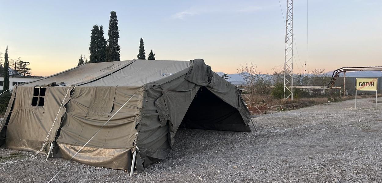 Šator na ulazu u Botun (Foto: Portal ETV/Tamara Klikovac)