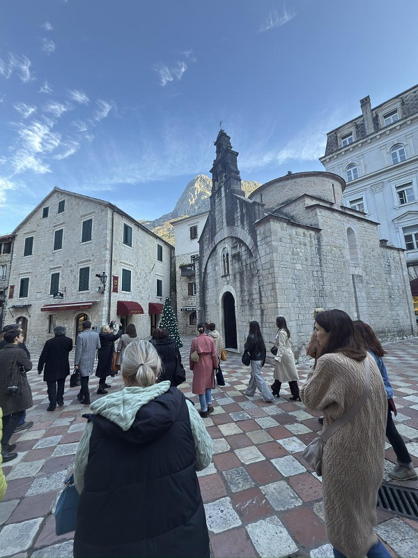 Hod kroz vjekove-korak do nasljeđa