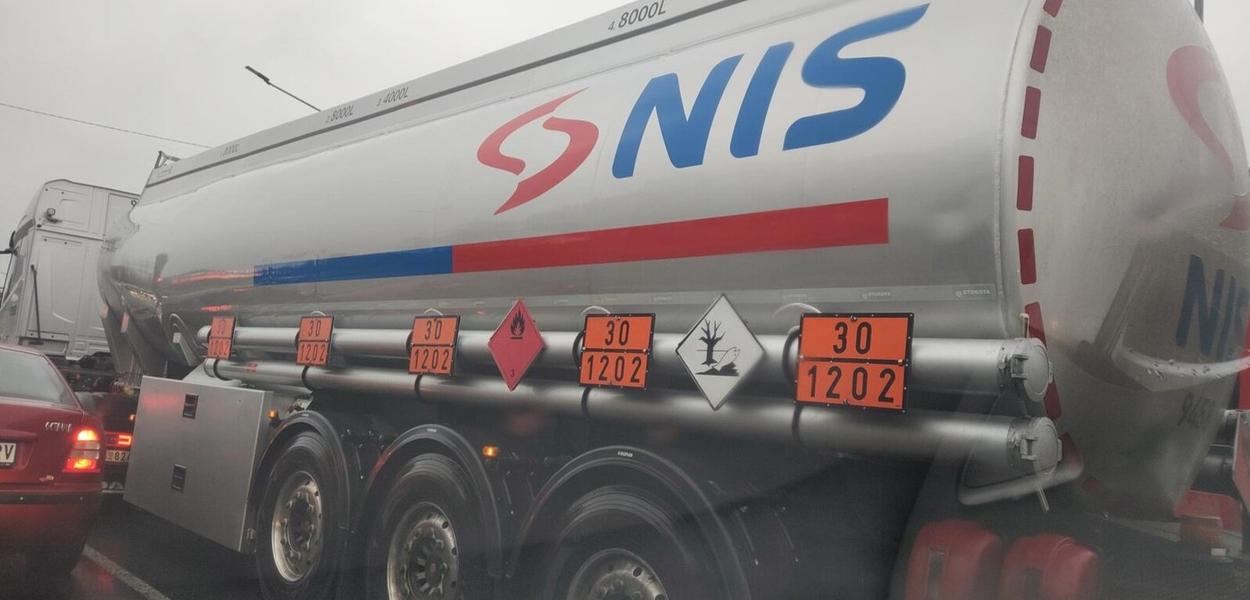 Sjedinjene Države uvele su sankcije NIS-u 9. oktobra, a prethodno su odlagane osam puta. (Foto: Zoran Glavonjić/RFE-RL)