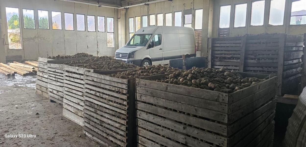 Nekadašnja fabrika „Termoplast“, koju je Opština Gusinje platila 800.000 eura, danas pretvorena u privatno skladište (Foto: OO DPS Gusinje)