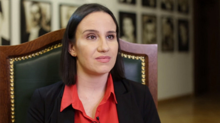 TUŽBA U FIJOKAMA TUŽILACA: Benjamina Karić