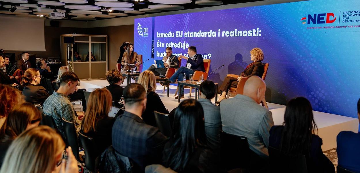 Sa panela “Između EU standarda i realnosti: Šta određuje budućnost sudstva” (Foto: CDT)