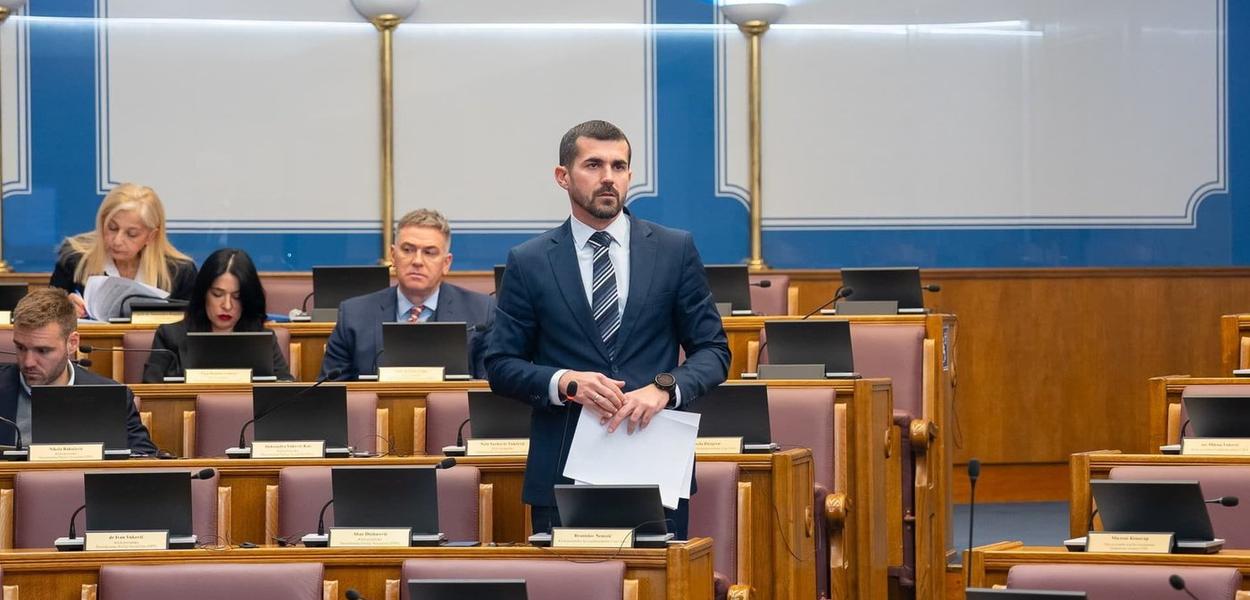 Branislav Nenezić (Foto: Skupština Crne Gore)